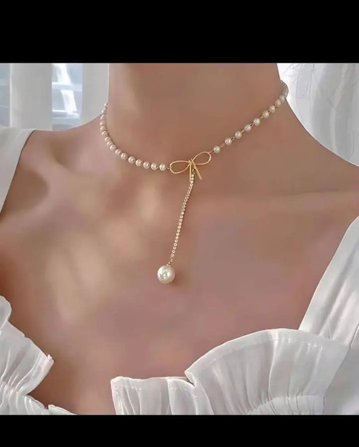 Pearl Drop Bow Choker