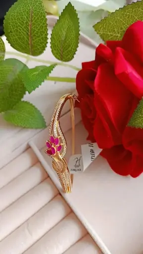 Ruby stone breslete