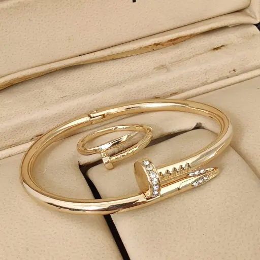 Breslet with ring