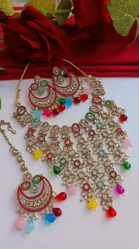 Partywear heavy necklace