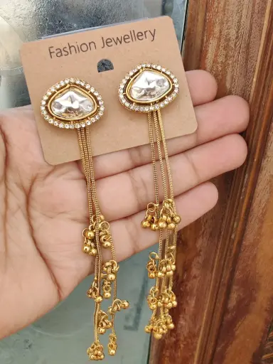 Long pakistani earings